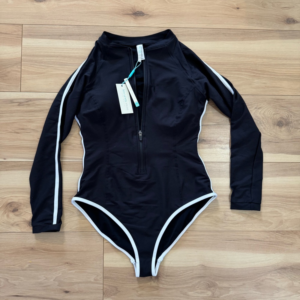 Sea Level Australia NWT LONG SLEEVED MULTIFIT ONE PIECE - BLACK
